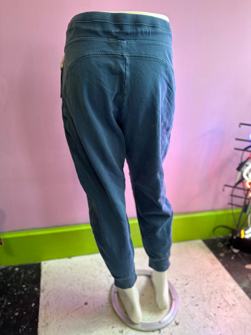Blue Joy Lab Sweat Pants, M – Wear Forward Resale