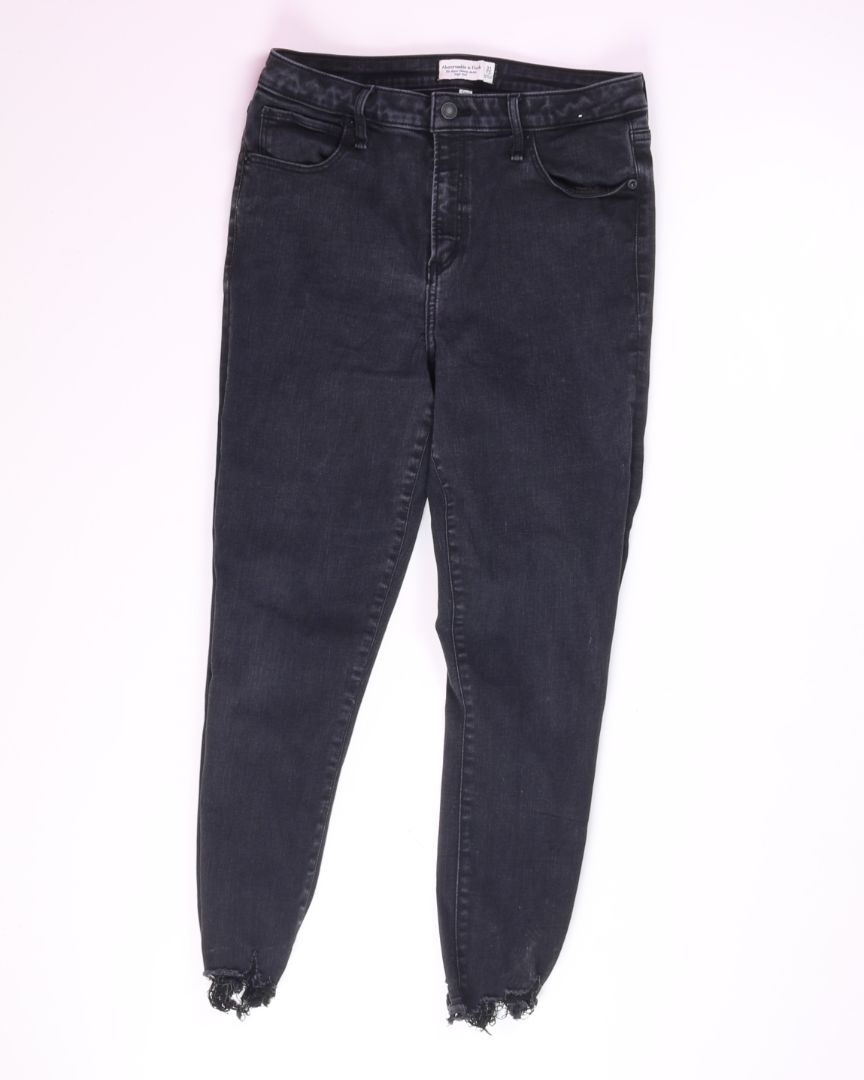 Black Abercombie & Fitch Skinny Jeans, 12