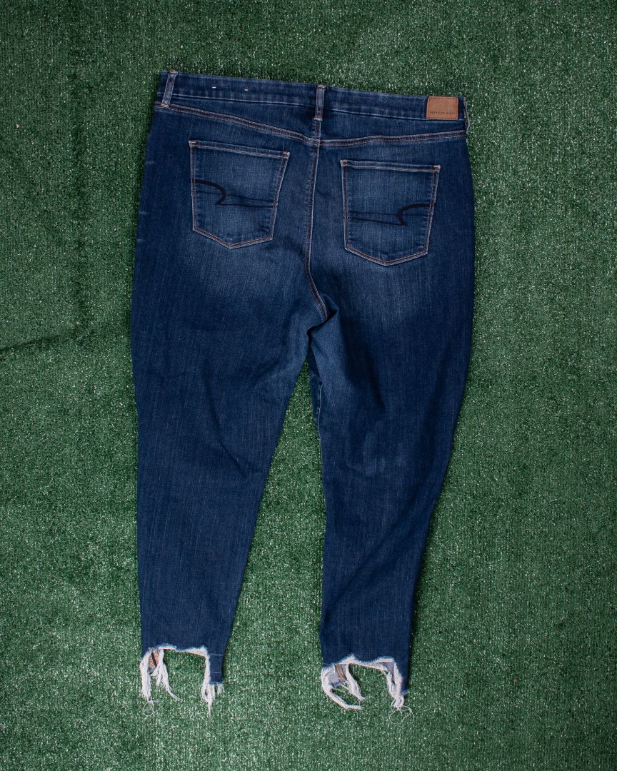 Darkwash American Eagle Cropped Jeggings, 20
