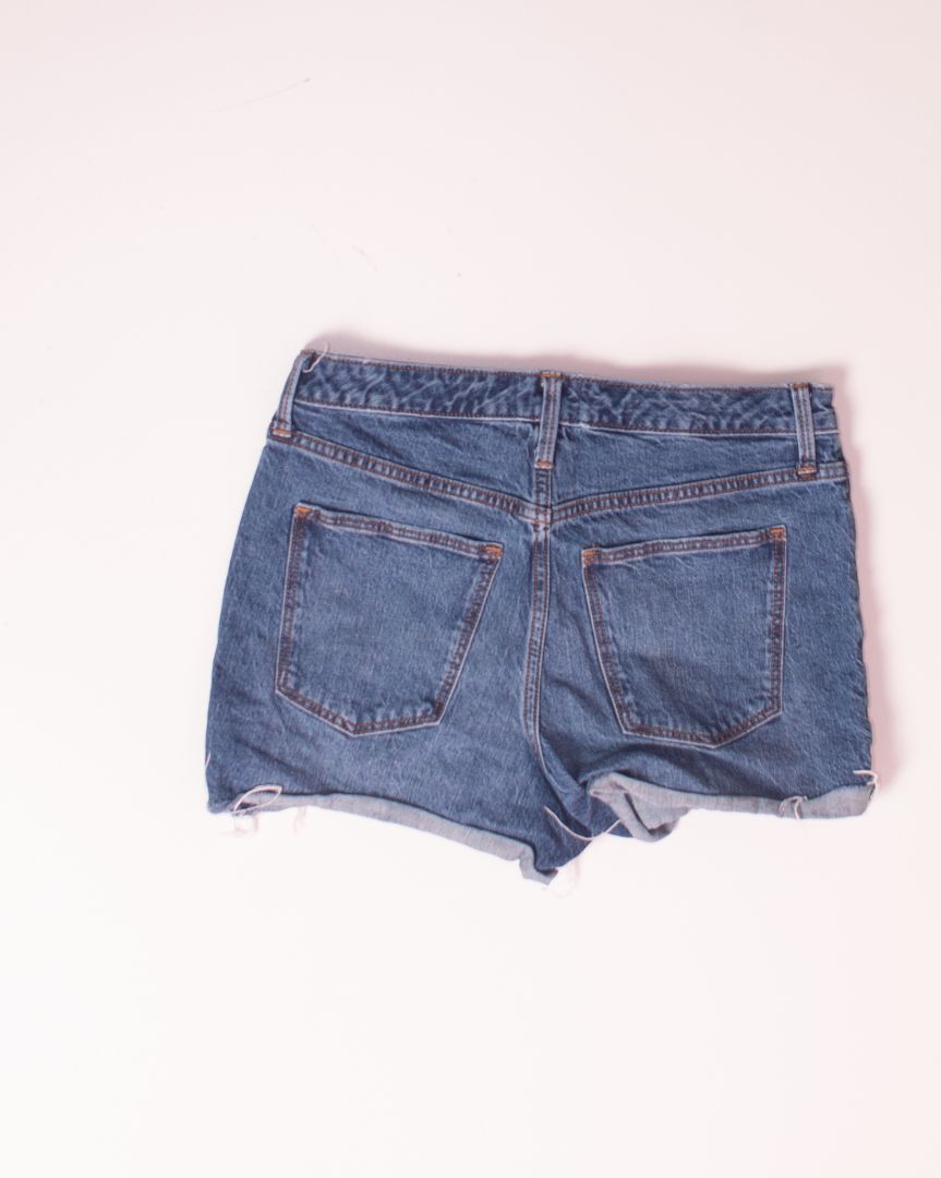 Universal Thread Shorts, 6