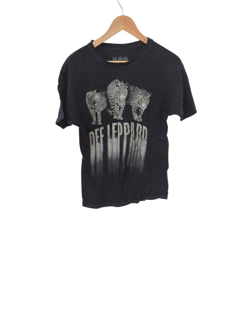 Def Leppard Graphic T-Shirt Short Sleeves