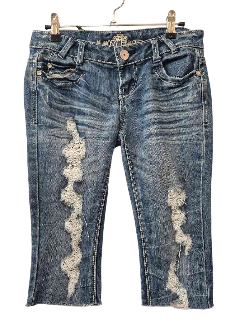 Almost Famous Distressed Capri Jeans