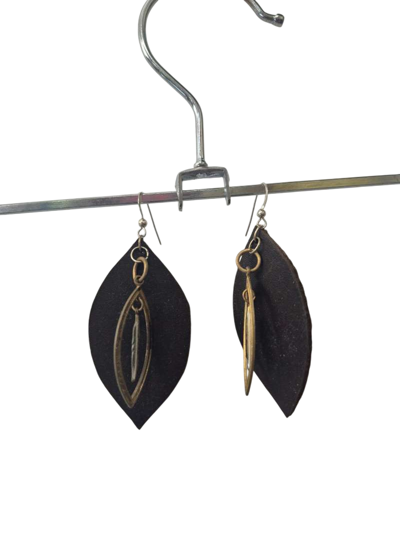 Leaf Pendant Jewelry