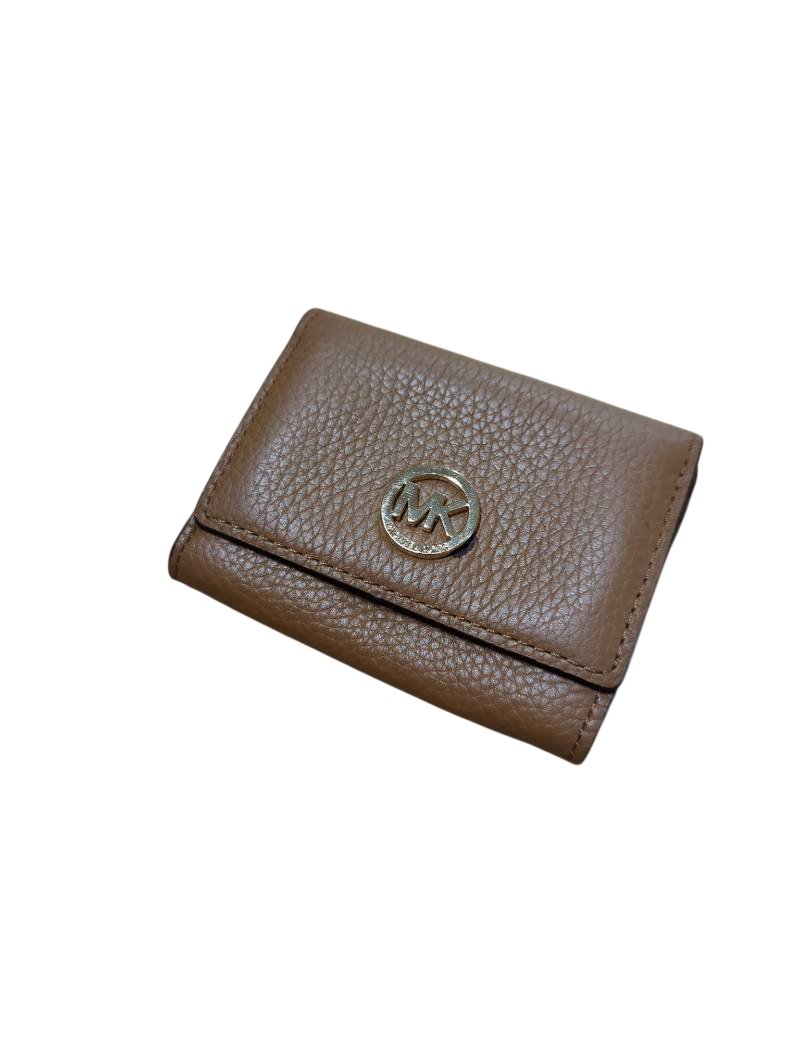 Pebbled Wallet Accessories