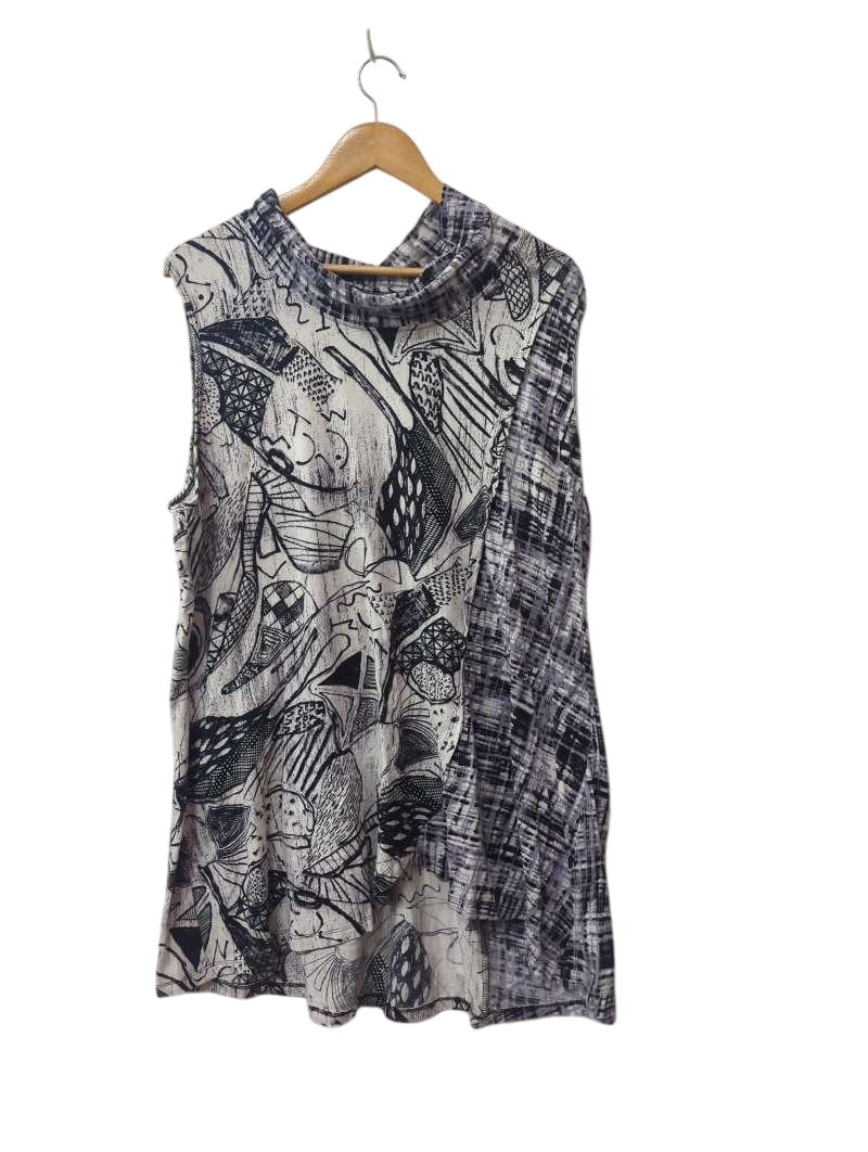 Parsley & Sage Sleeveless Patterned Dresses