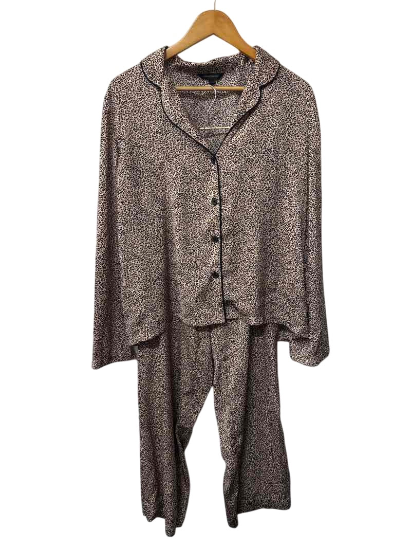 Banana Republic Button-Up Pajama Set