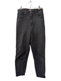Levi’s Straight Leg Jeans