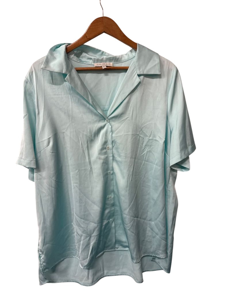 Skies are Blue Button-Up Blouse Short Sleeves