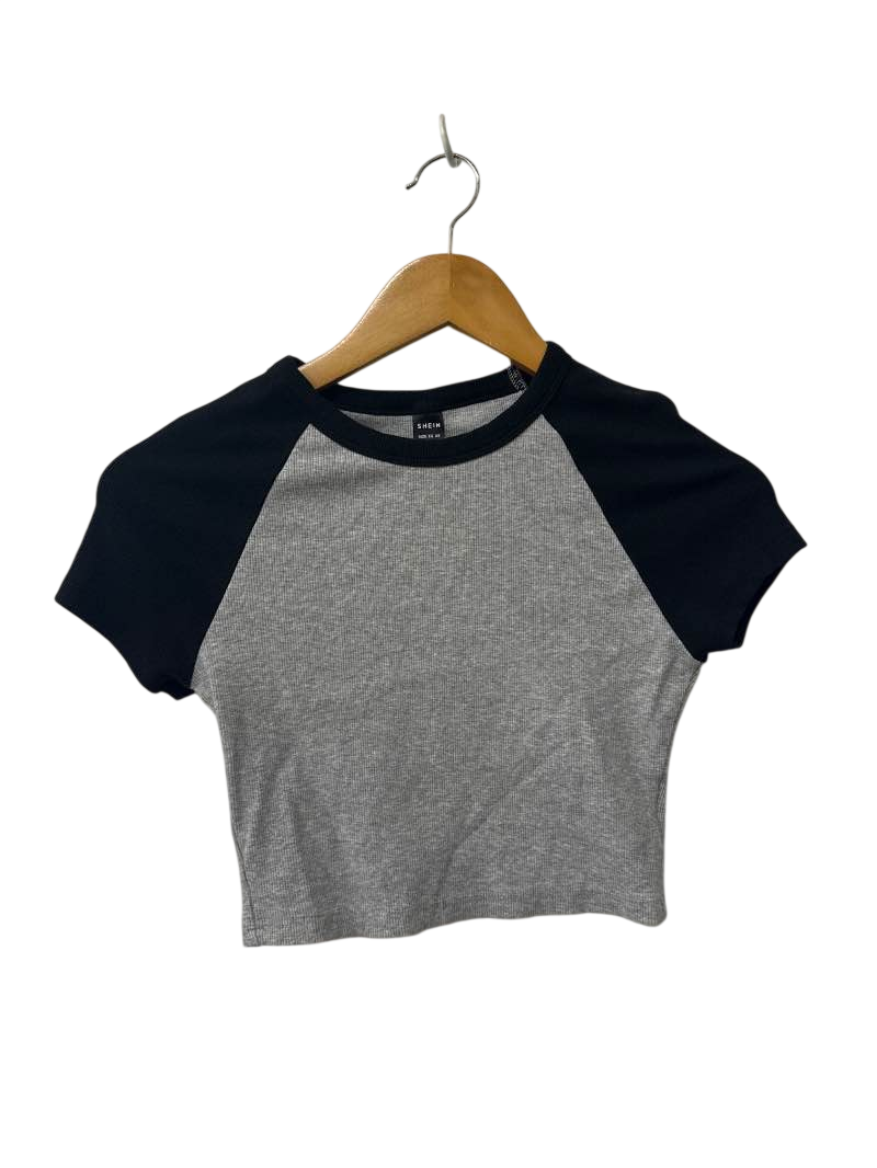 SHEIN Raglan Cropped Tee Short Sleeves