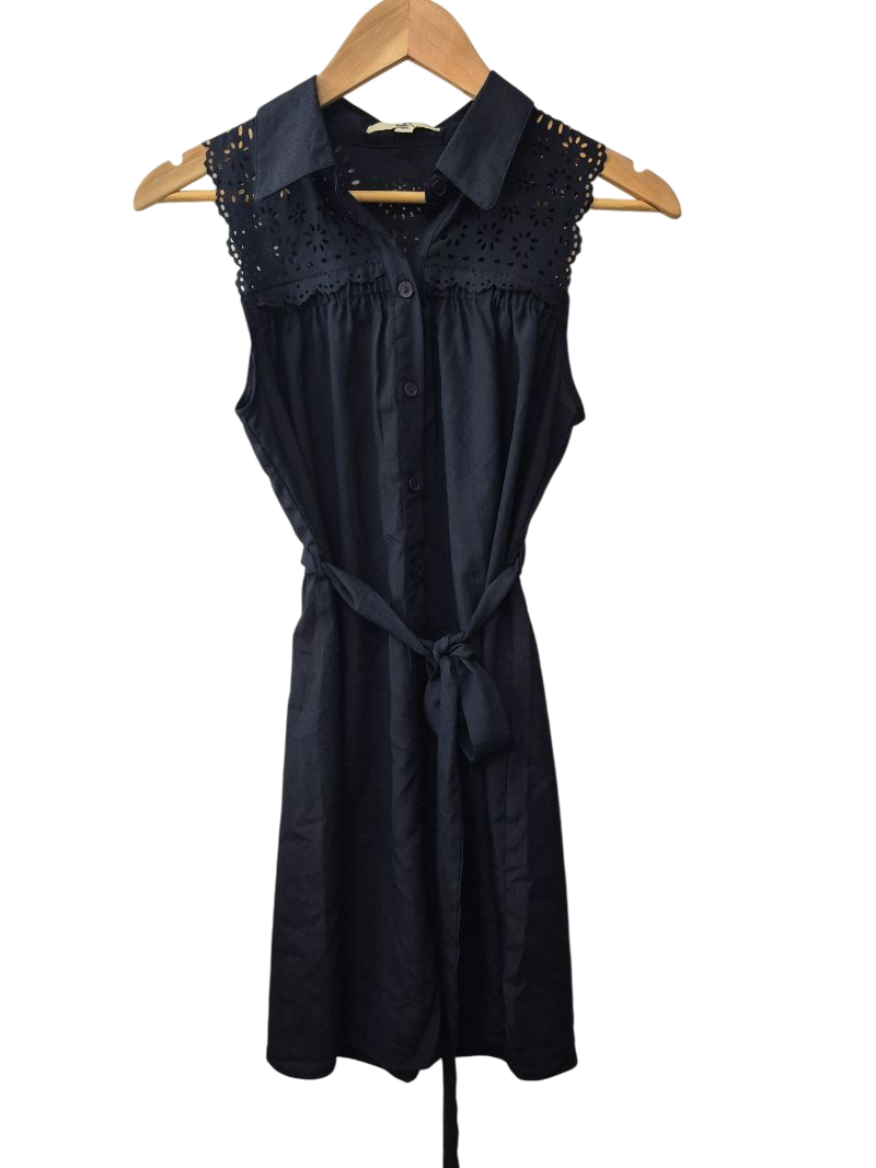 Ya Los Angeles Sleeveless Collared Dresses