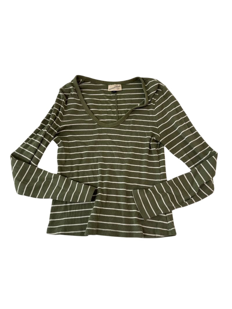 Univereal Thread Striped V-Neck Long Sleeves