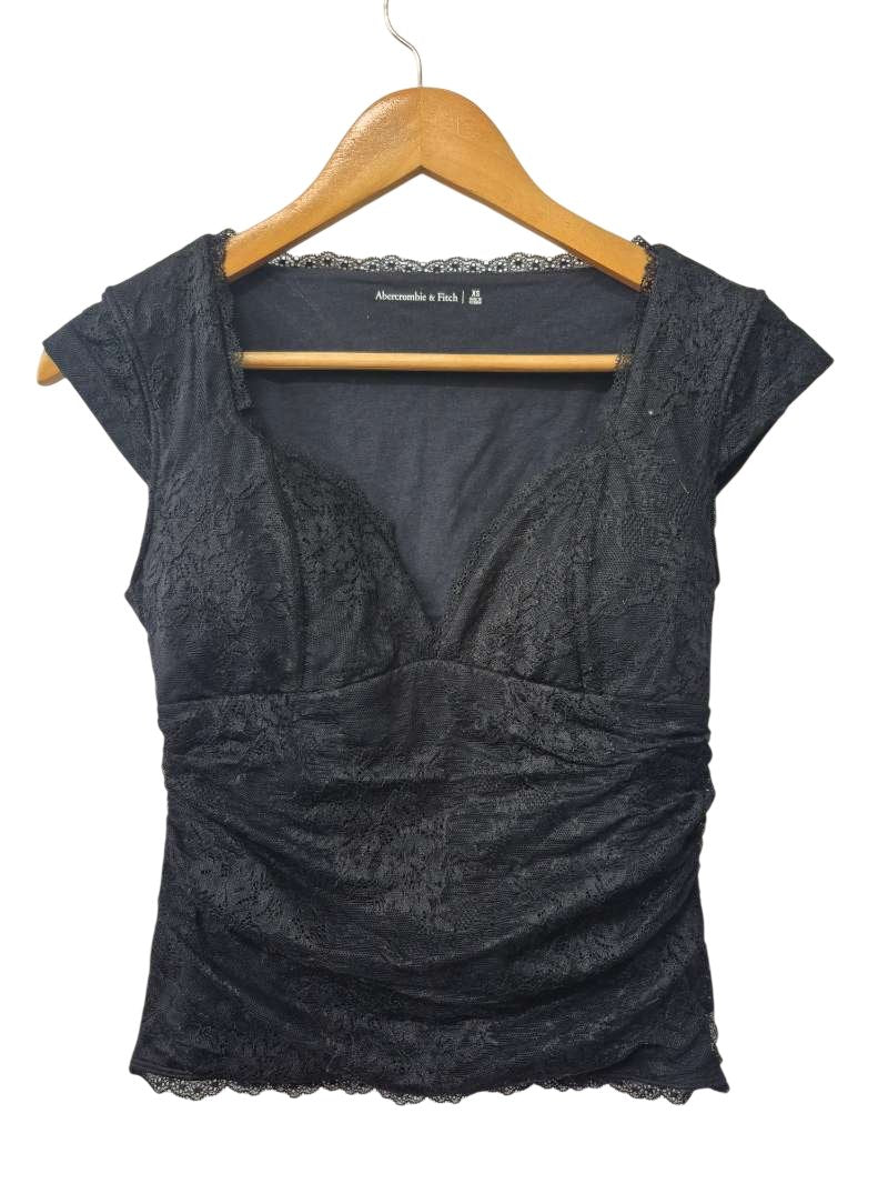 Abercombie & Fitch Lace Ruched Short Sleeves