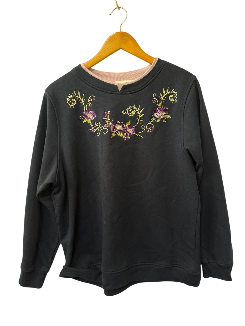 Country Store Floral Sweatshirt Vintage