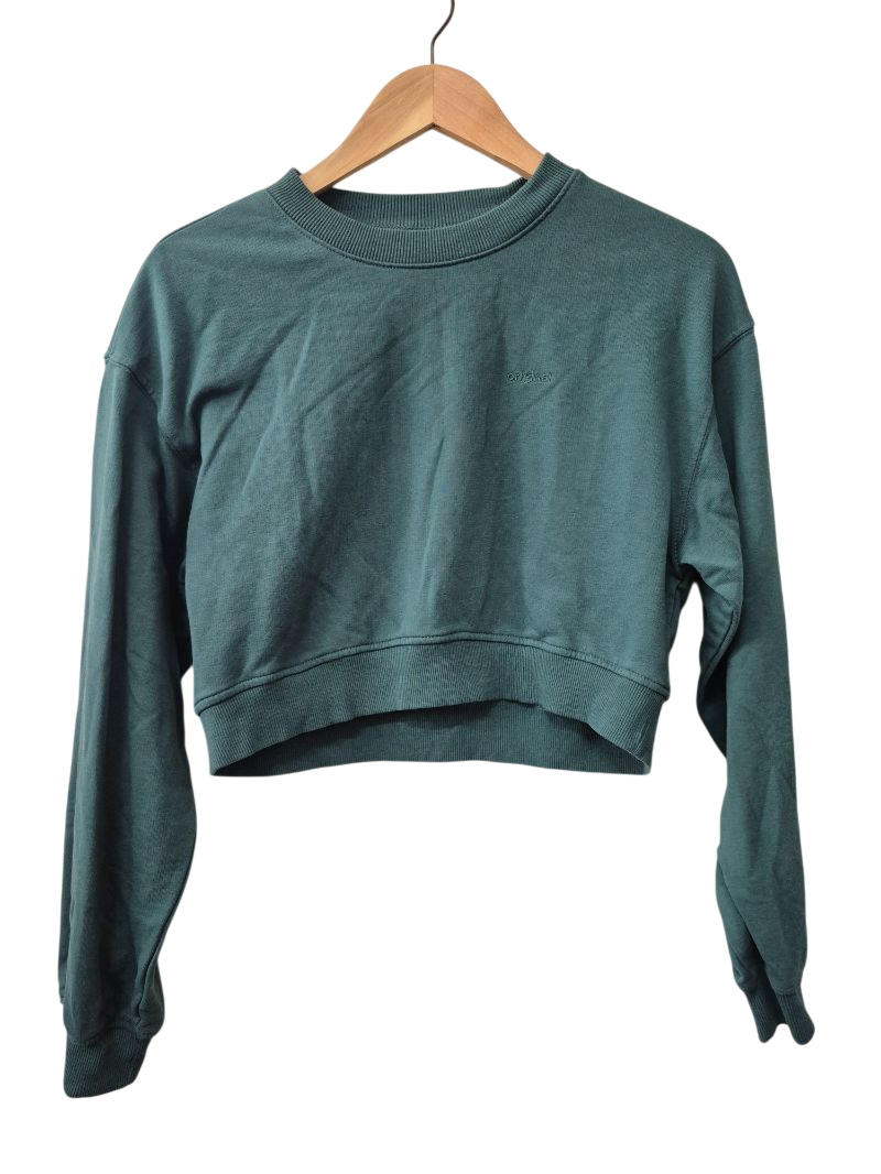 Divided Cropped Sweatshirt Long Sleeves