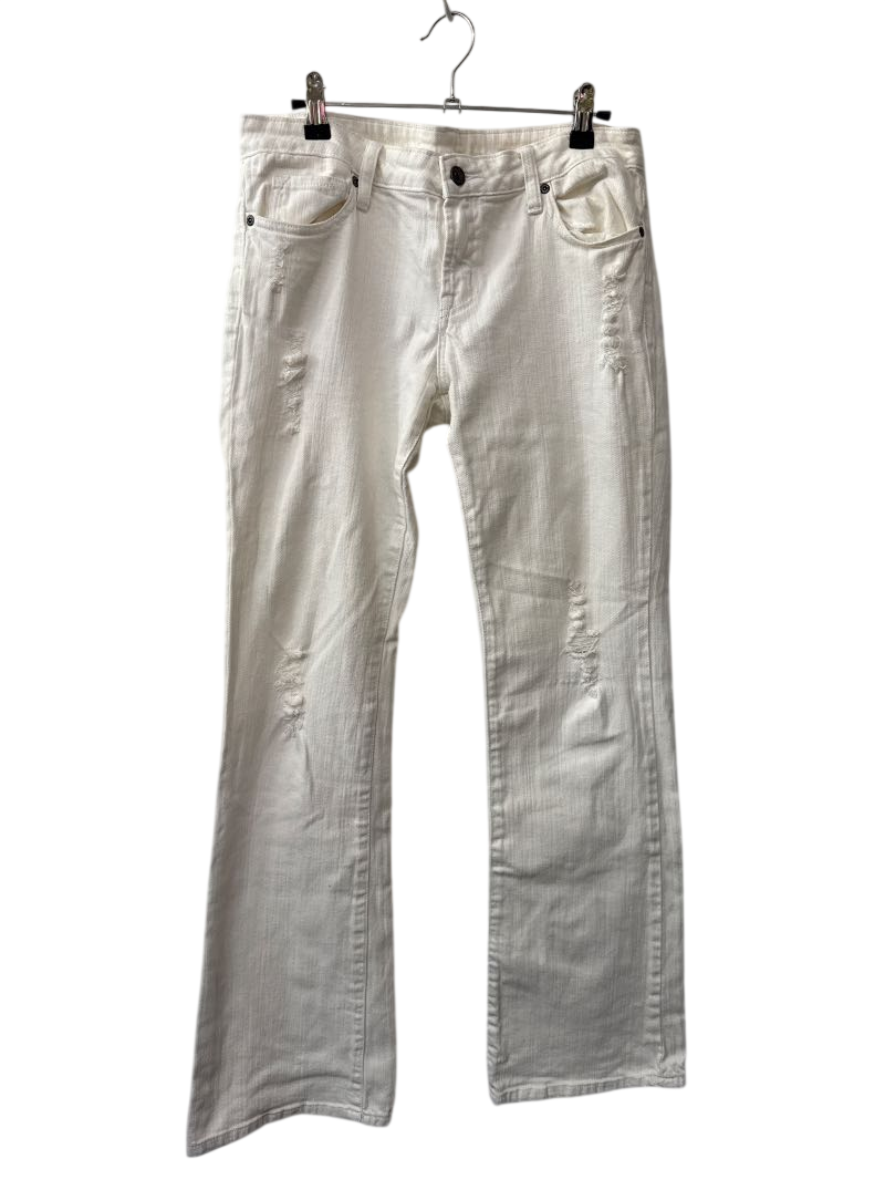 Distressed Straight Leg Jeans