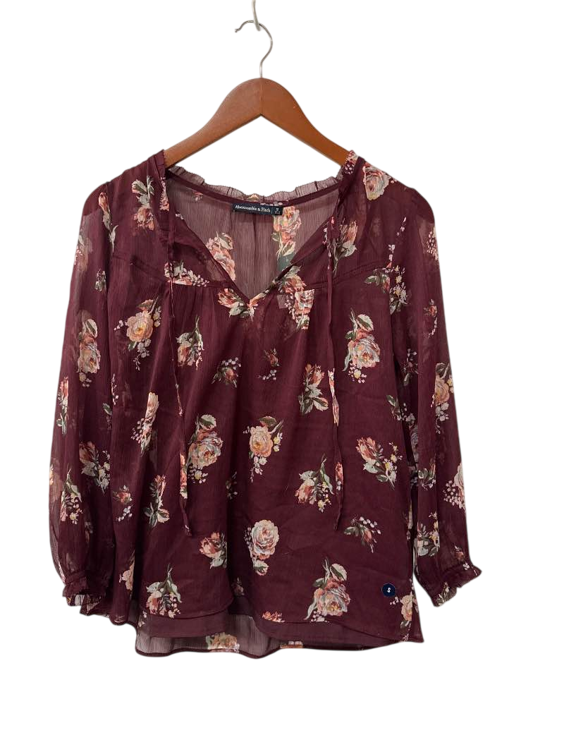 Abercrombie & Firch Floral V-Neck Long Sleeves
