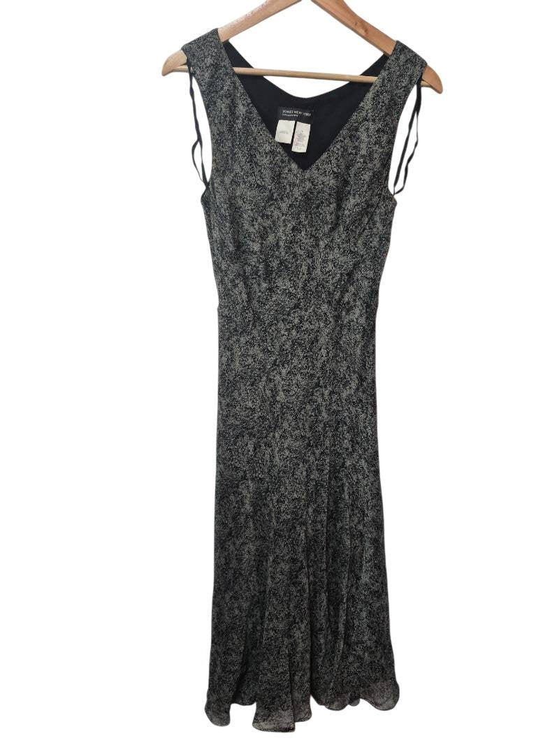 Jones New York Sleeveless V-Neck Dresses