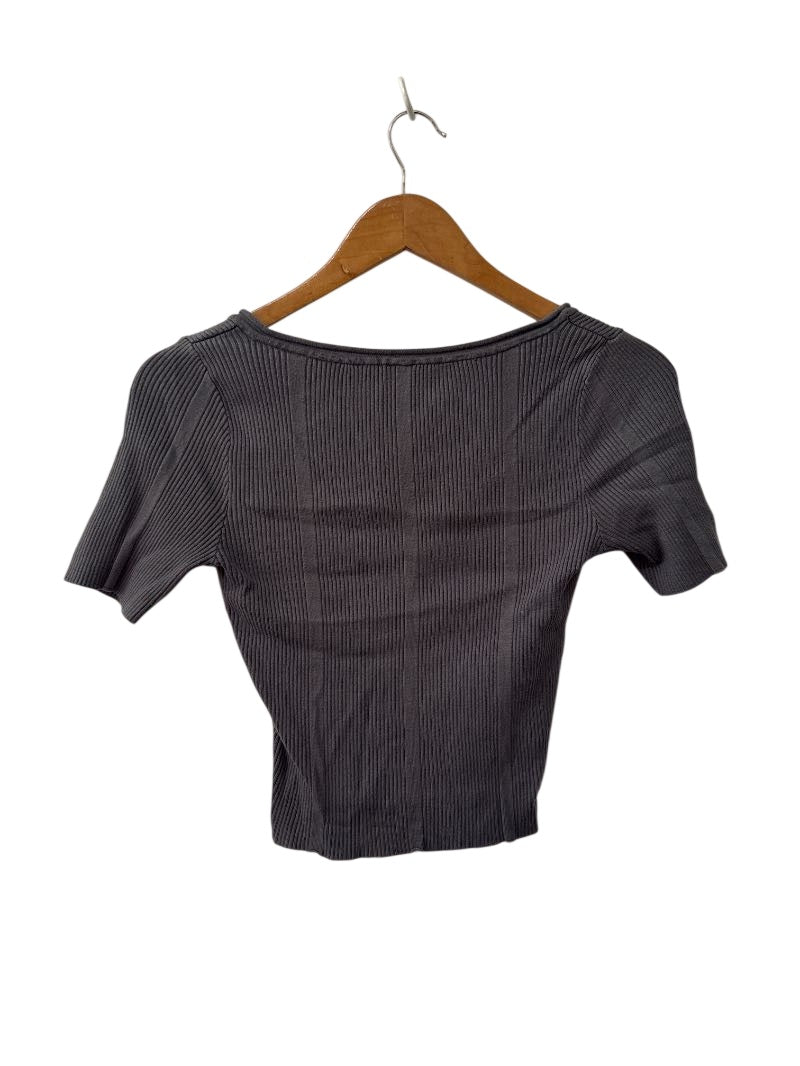 Divided by H & M Ribbed Crop Top Short Sleeves