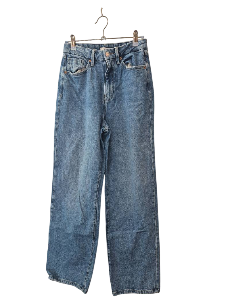 Forever 21 Straight Leg Jeans