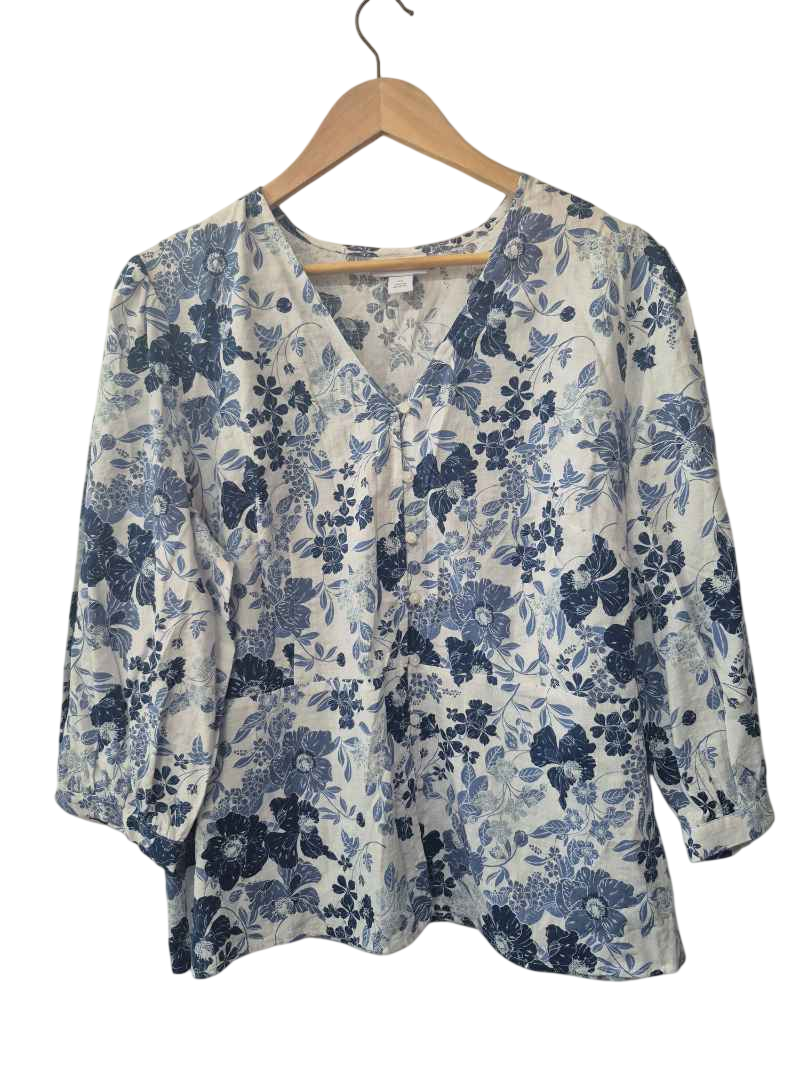 Liz Claiborne Floral V-Neck Long Sleeves