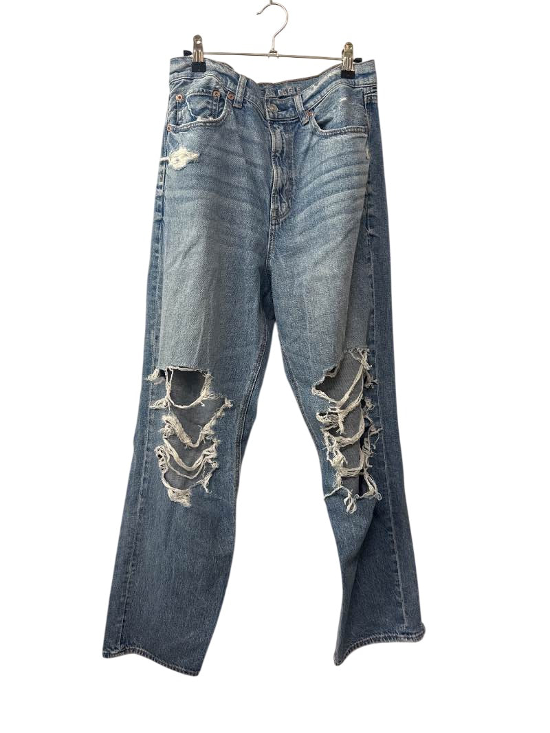 American Eagle Distressed Straight Leg Jeans