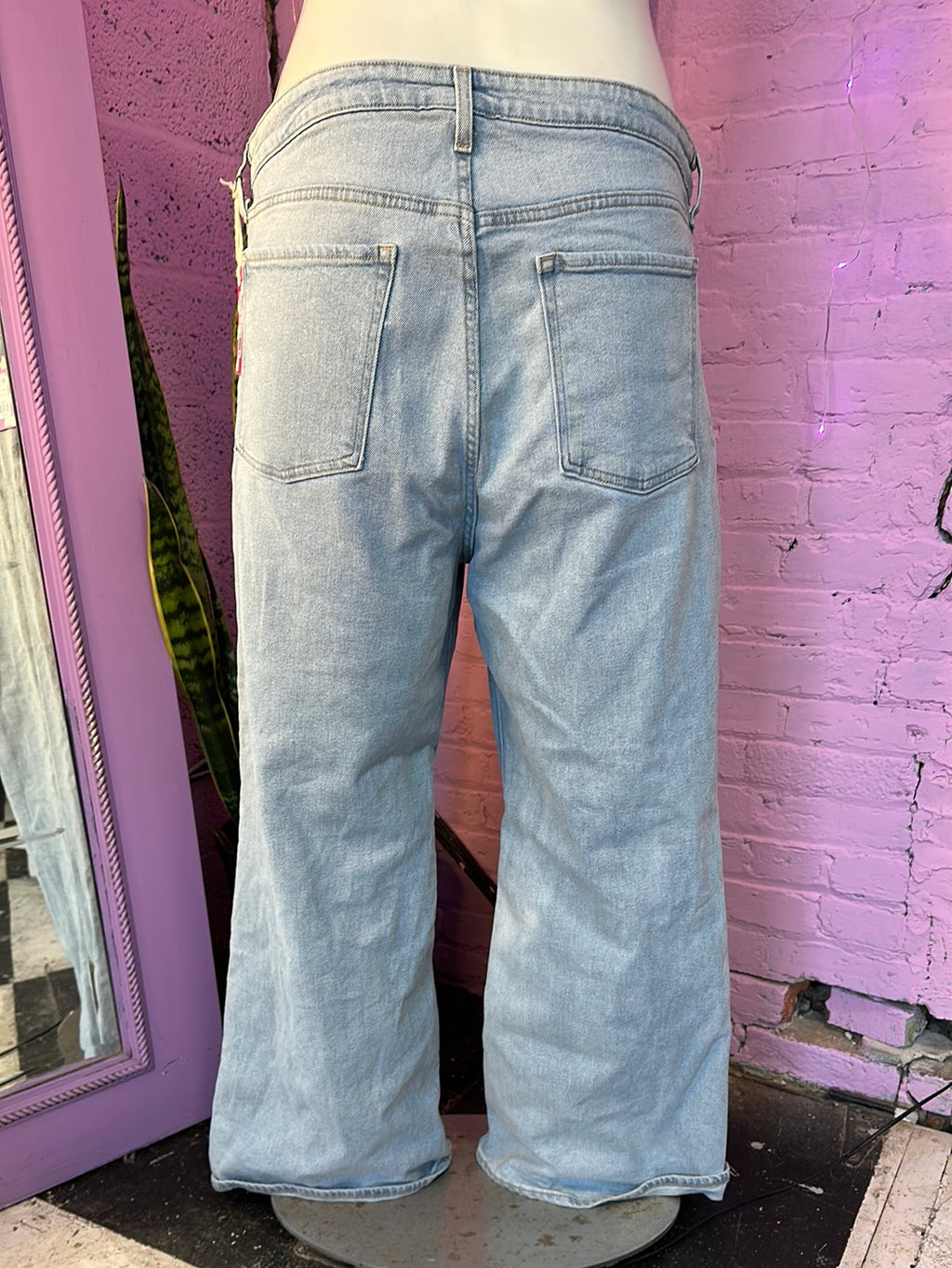 Old Navy Wide Leg Jeans, 18