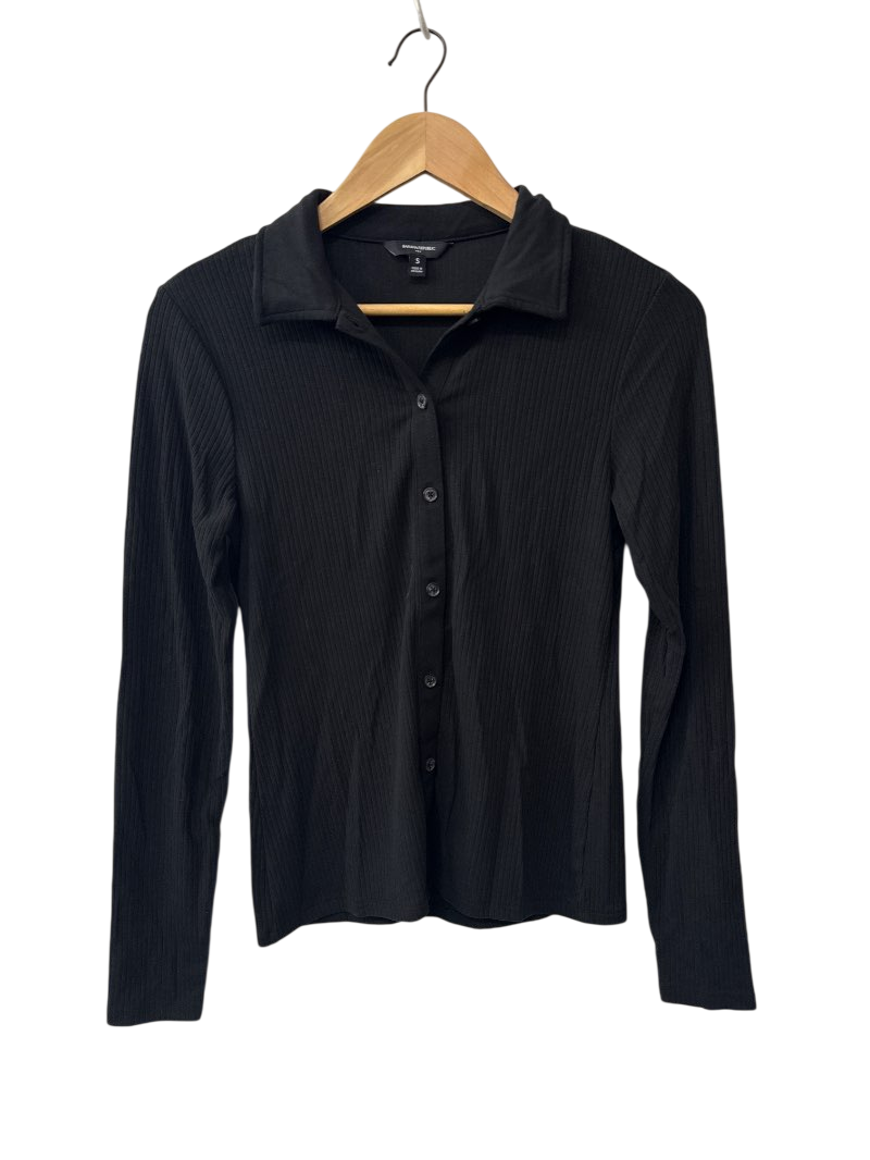 Banana Republic Button Down Long Sleeves