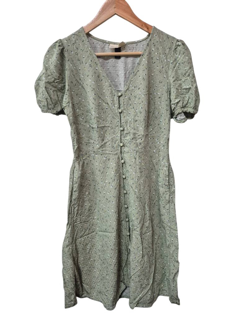 Universal Thread Button Front Dresses