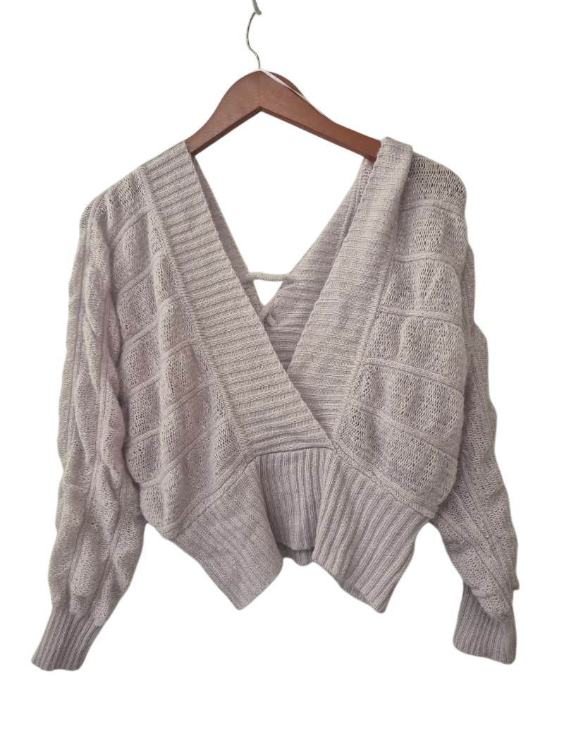 Sadie & Sage Cable Knit V-Neck Long Sleeves