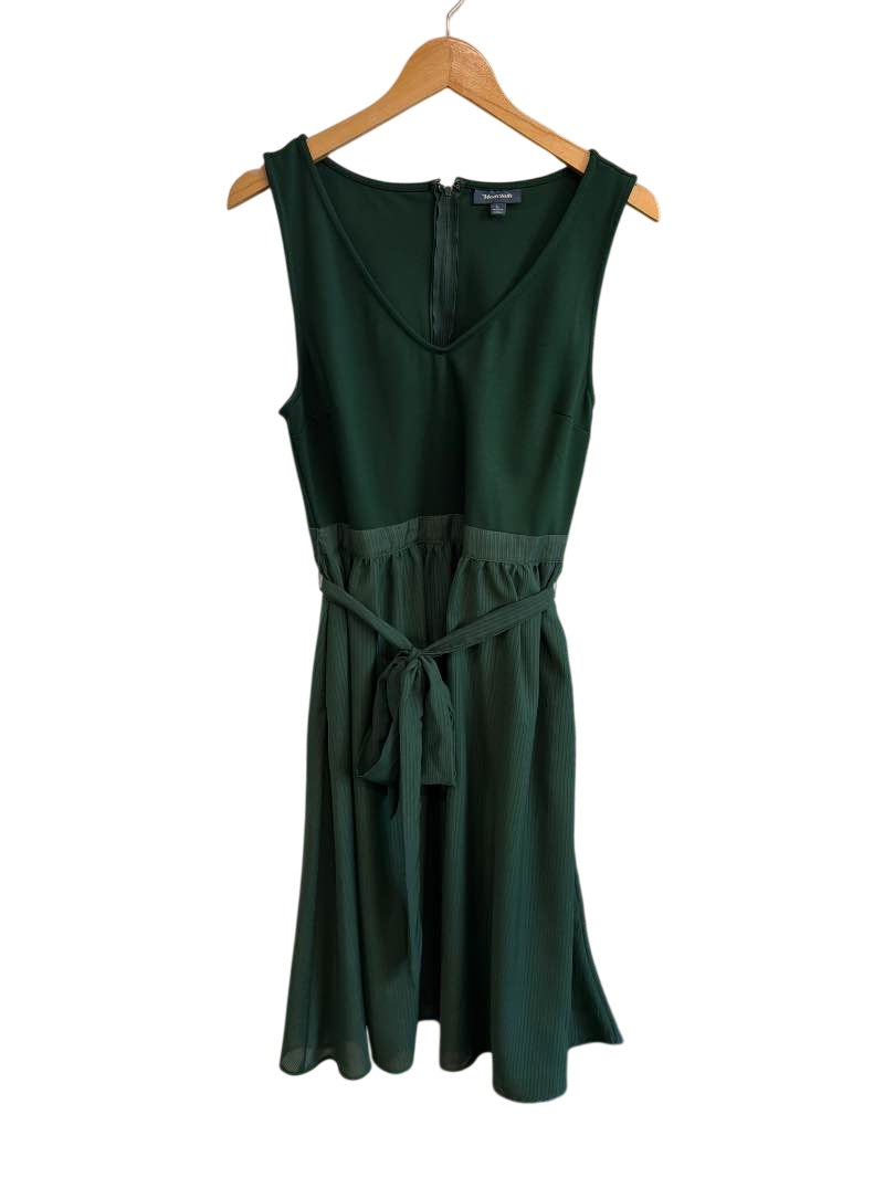 Modcloth Sleeveless V-Neck Dresses