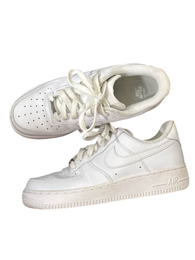 Nike Low Top Sneakers