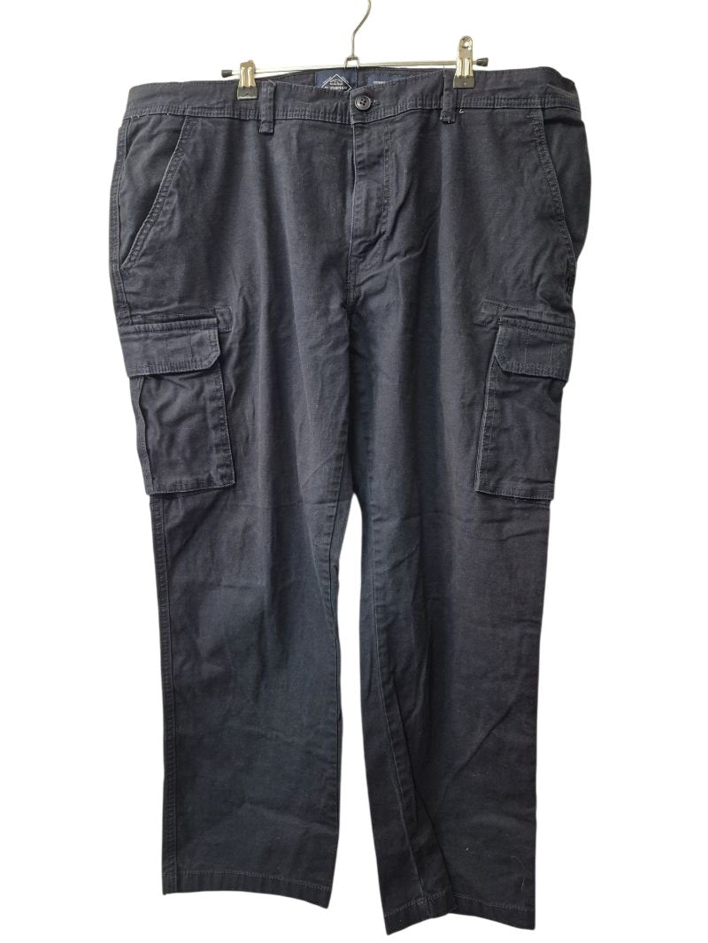 St. Johns Bay Cargo Pants Men's