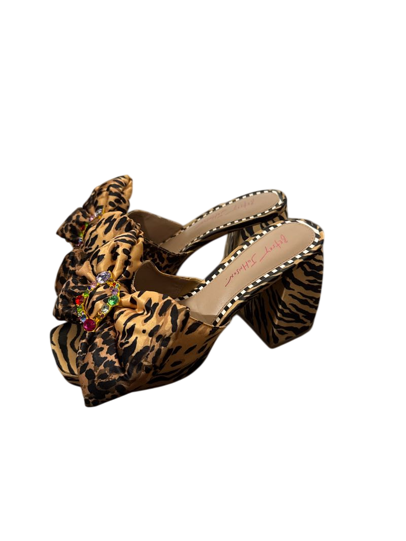 Betsy Johnson Chunky Heel Heels