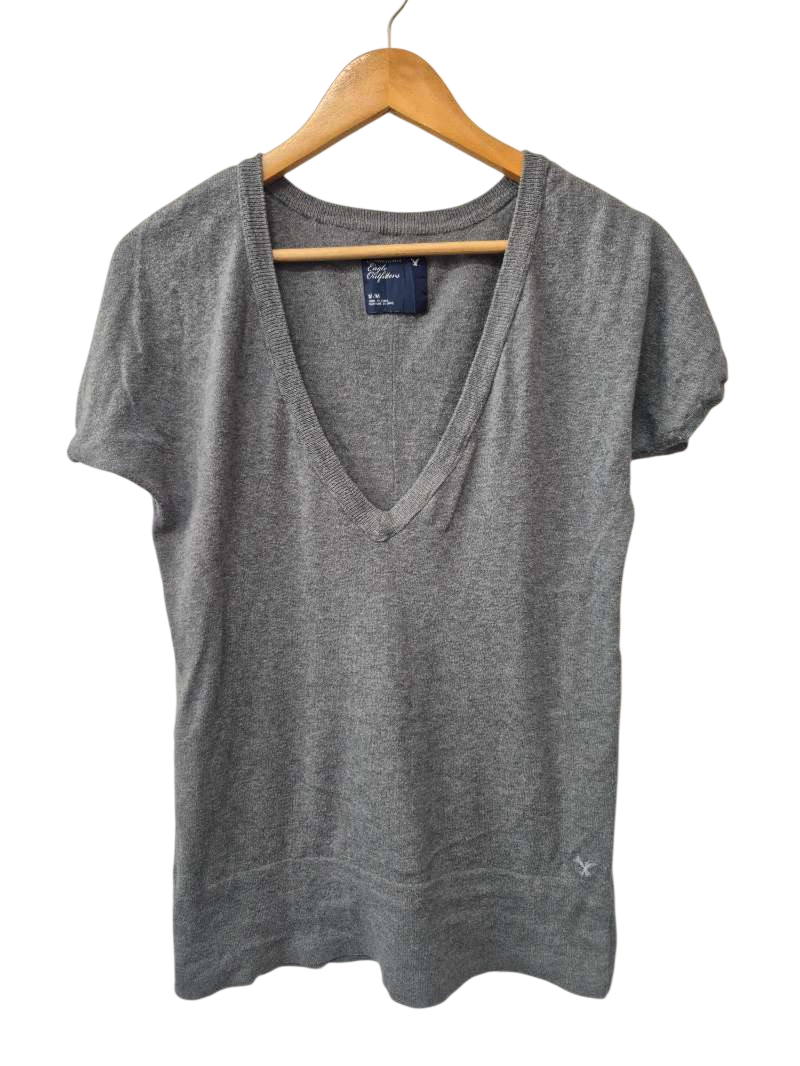 American Eagle V-Neck Short Sleeves