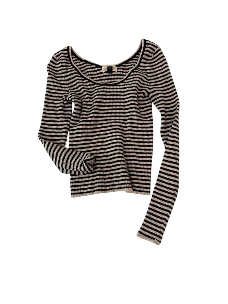 Universal Thread Striped Scoop Neck Long Sleeves