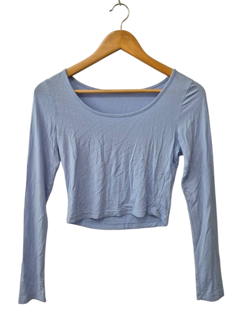 Scoop Neck Long Sleeves