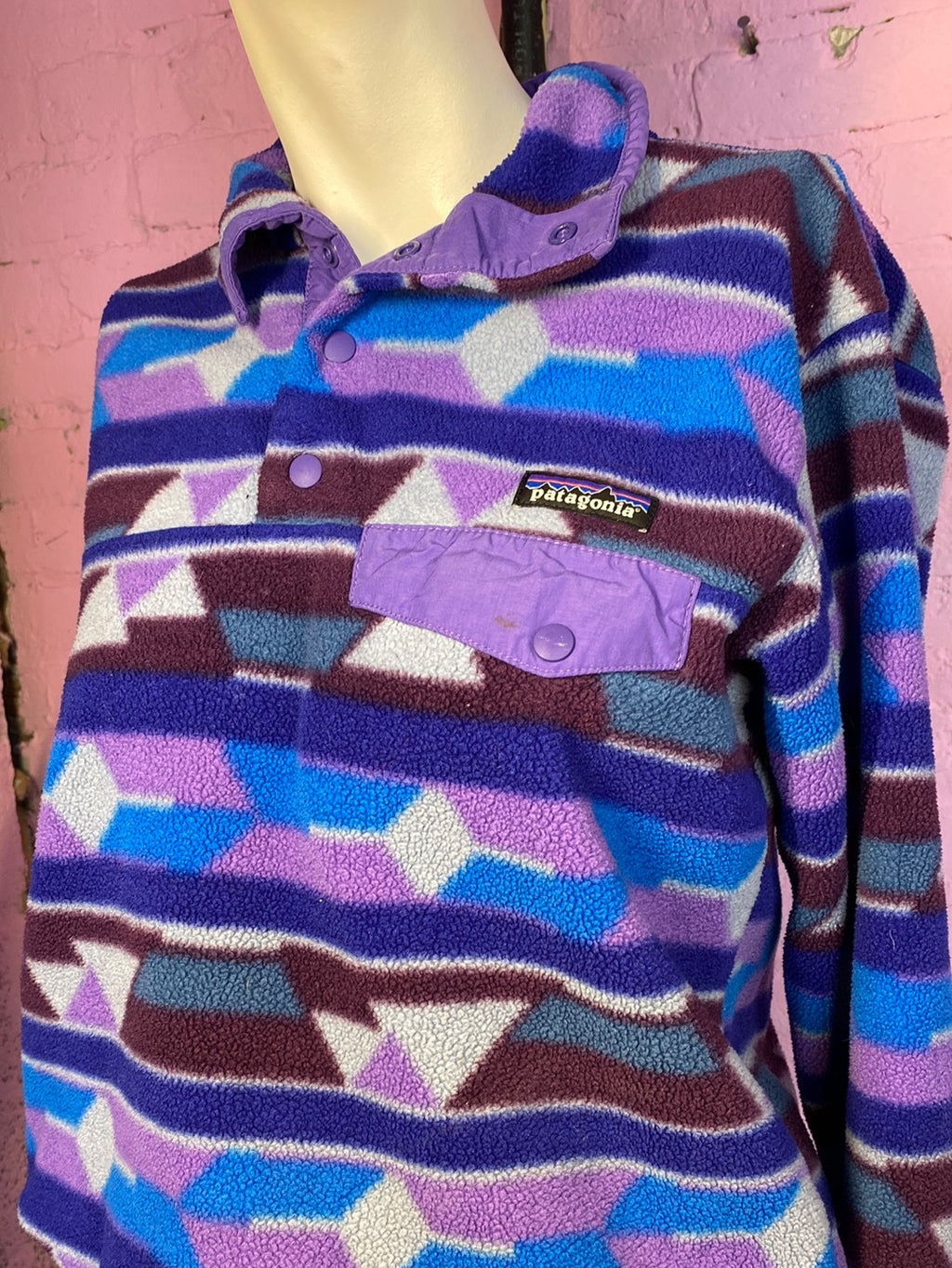 Blue/Purple Pattern Patagonia Fleece Pullover, XS