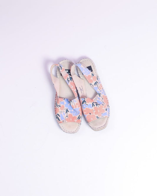 Floral Uniqlo Sandals, 9