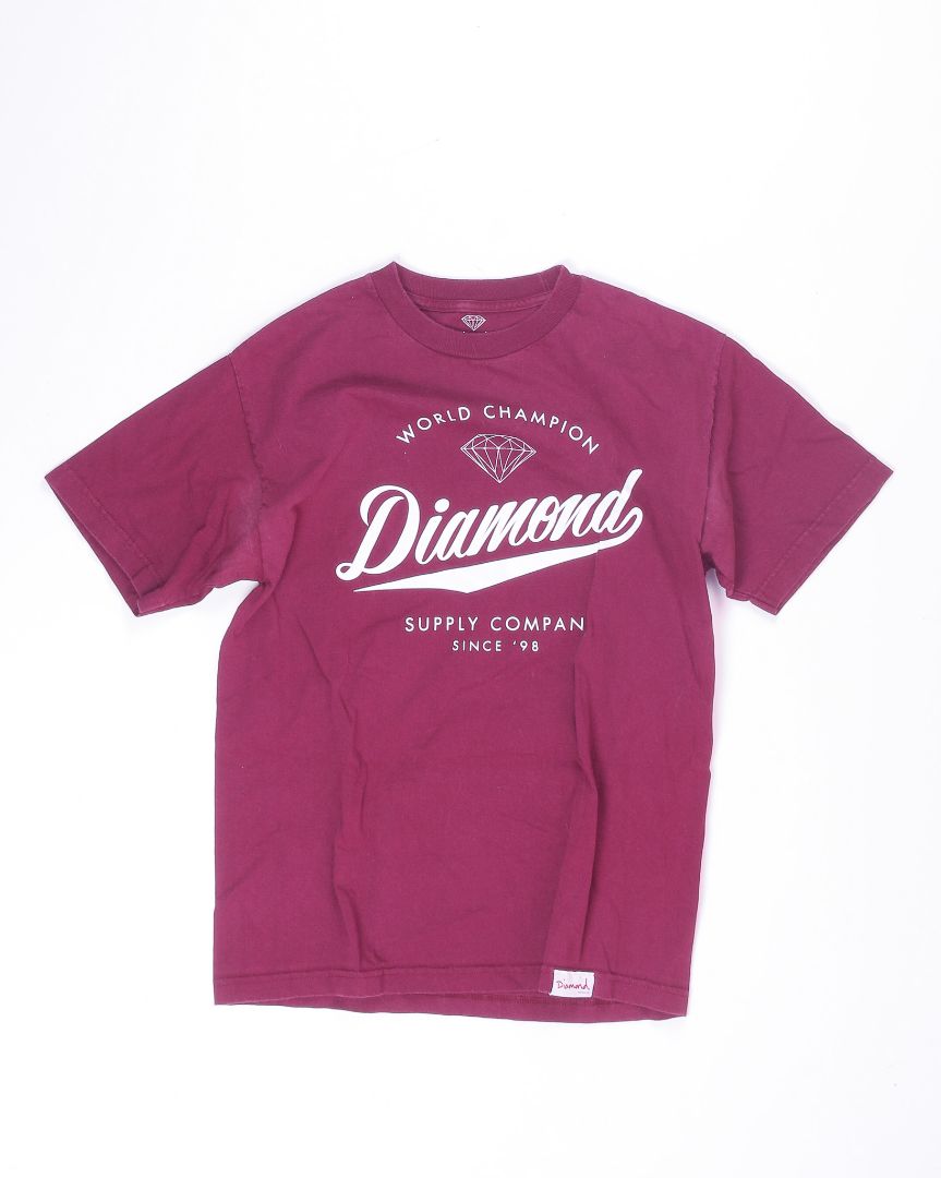 Red Diamond Graphic Tee, M