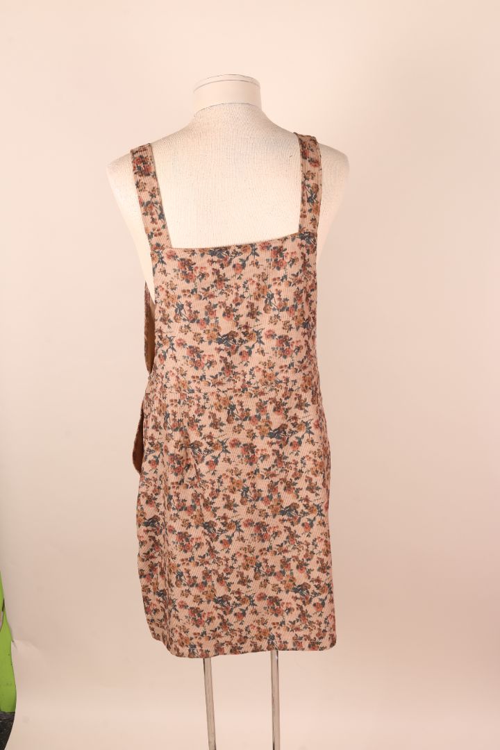 Tan Hapsha Pinafore, 12