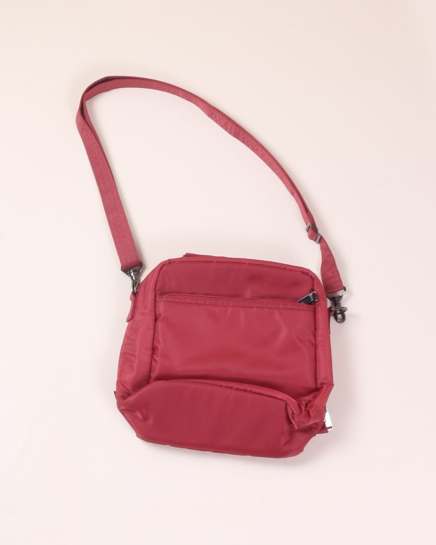 Red Lug Crossbody