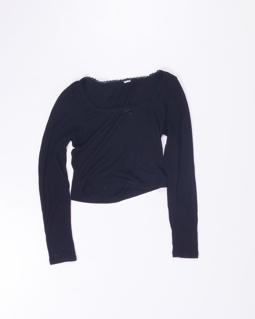 Black  Cropped Long Sleeve, M