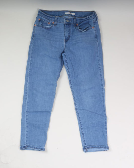 Lightwash Levi's Boyfriend Jeans, 4