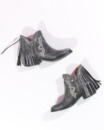 Gray Sterling River Ankle Boots, 9