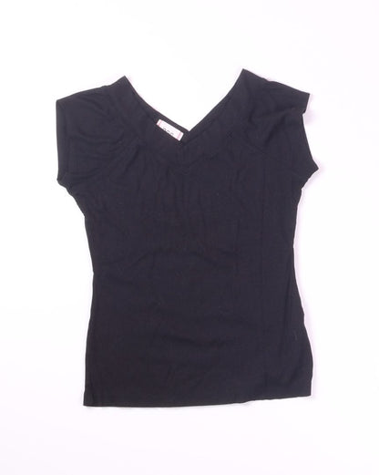 Black BDG V-neck, L