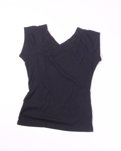 Black BDG V-neck, L