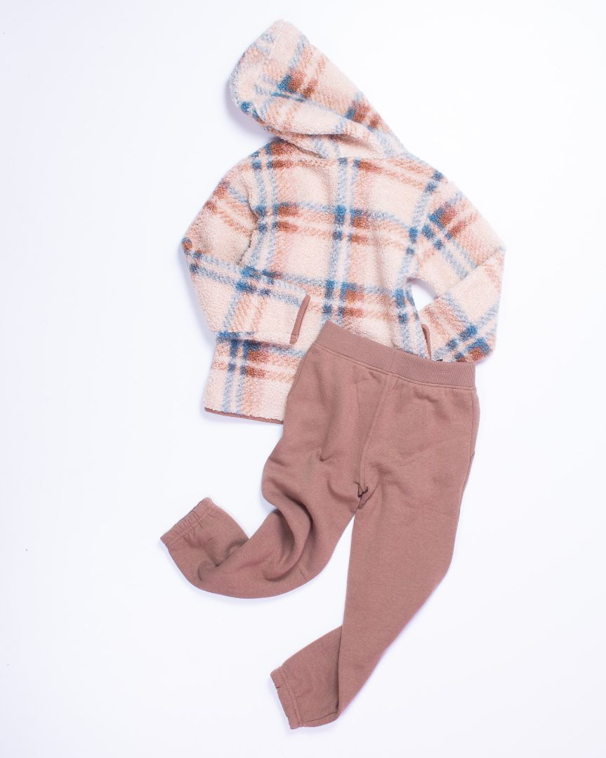 Tan Frye Set, 6
