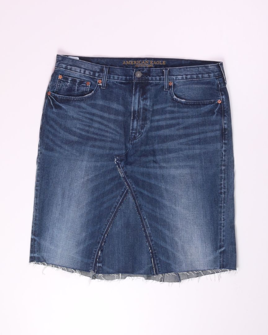 Darkwash American Eagle Denim Skirt, 18