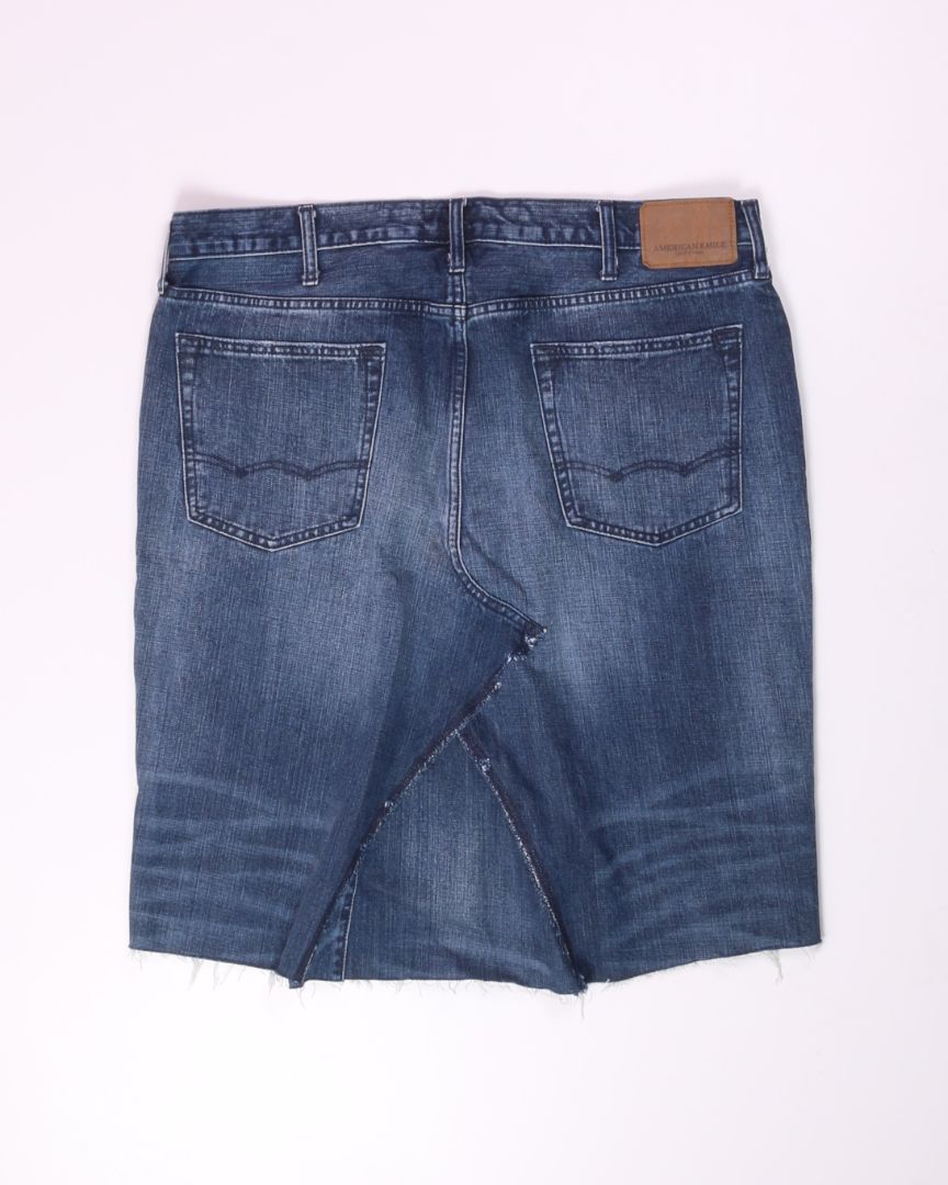 Darkwash American Eagle Denim Skirt, 18