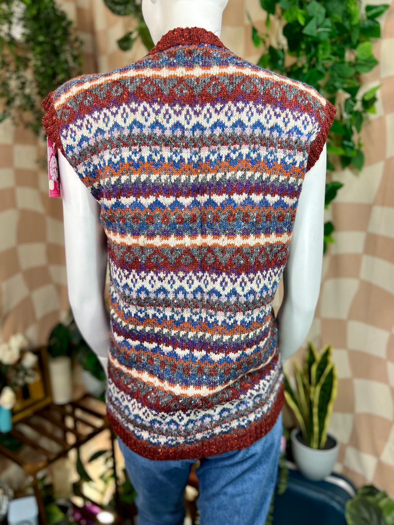 Red Multi Liz Claiborne Wool Sweater Vest, M